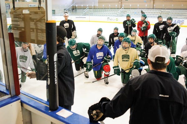 Hockey: D2 team's distinctions include $1,600 fee  