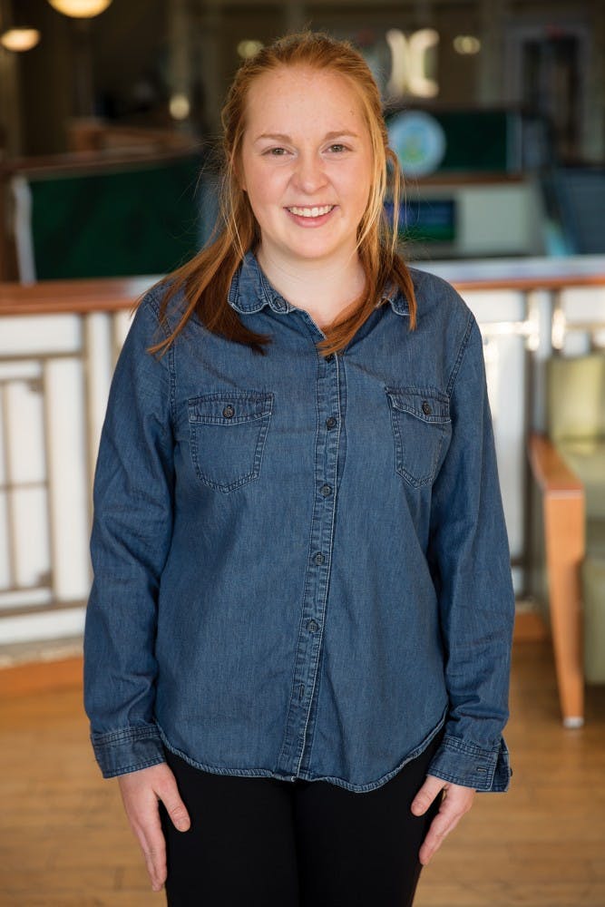 Megan Gutknecht Headshot