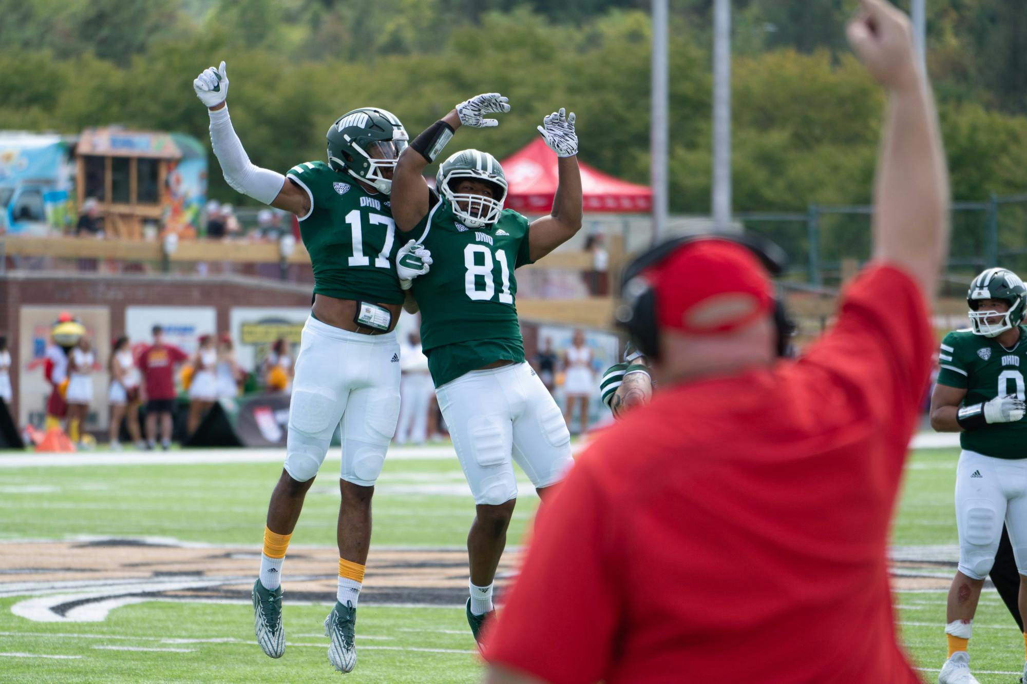 Football sidebar_Hallquist_Joe-7.jpeg