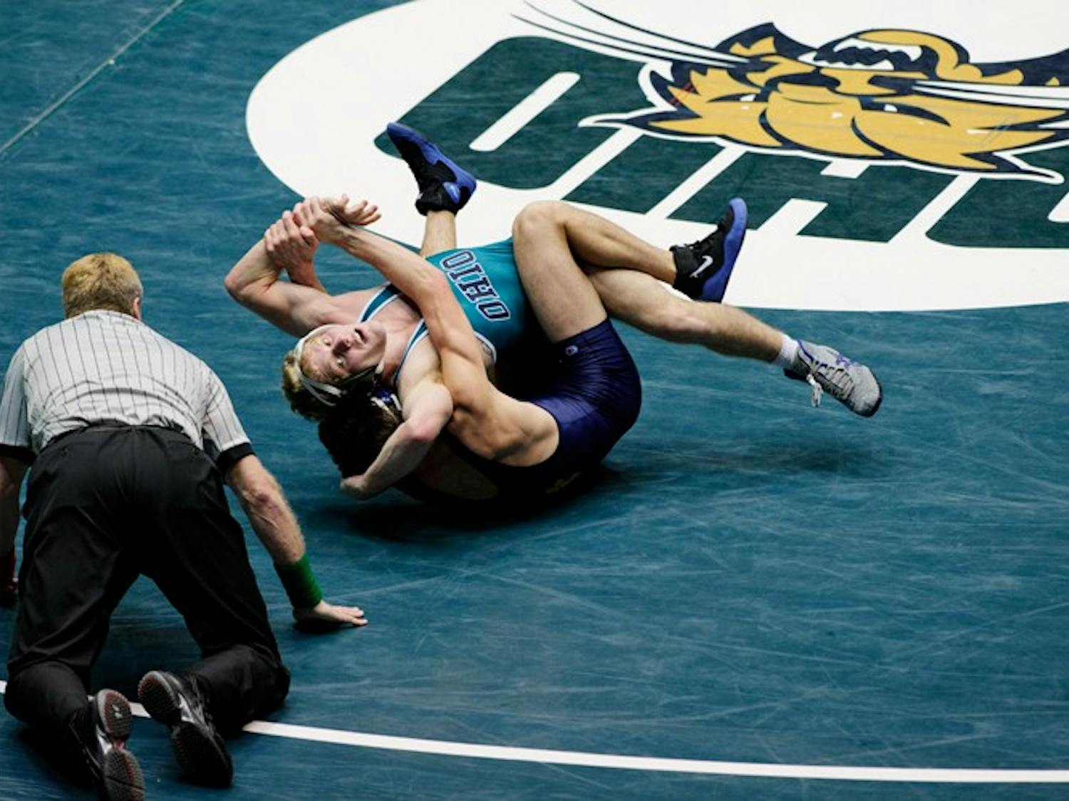 Wrestling: Bobcats crumble to Mountaineers in season's worst loss  
