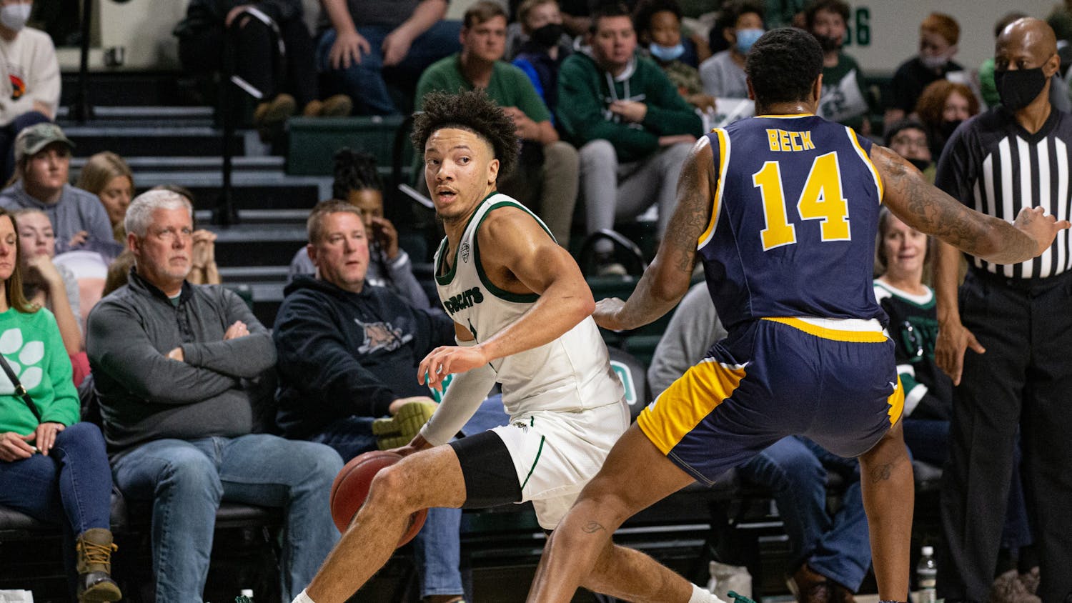 Mens Basketball 01/7/22_Jarrold-Grapes