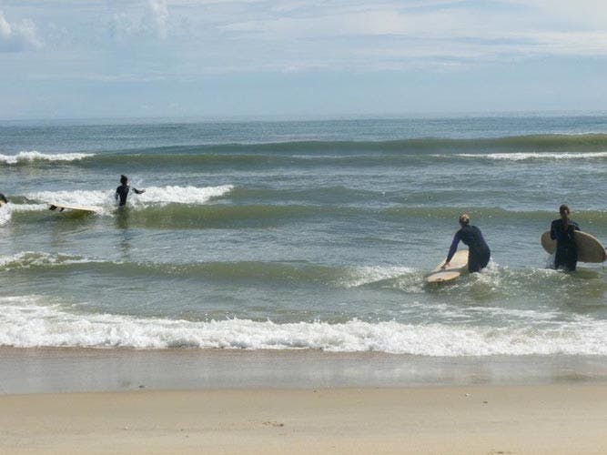 In N.C., students catch spring breakers  