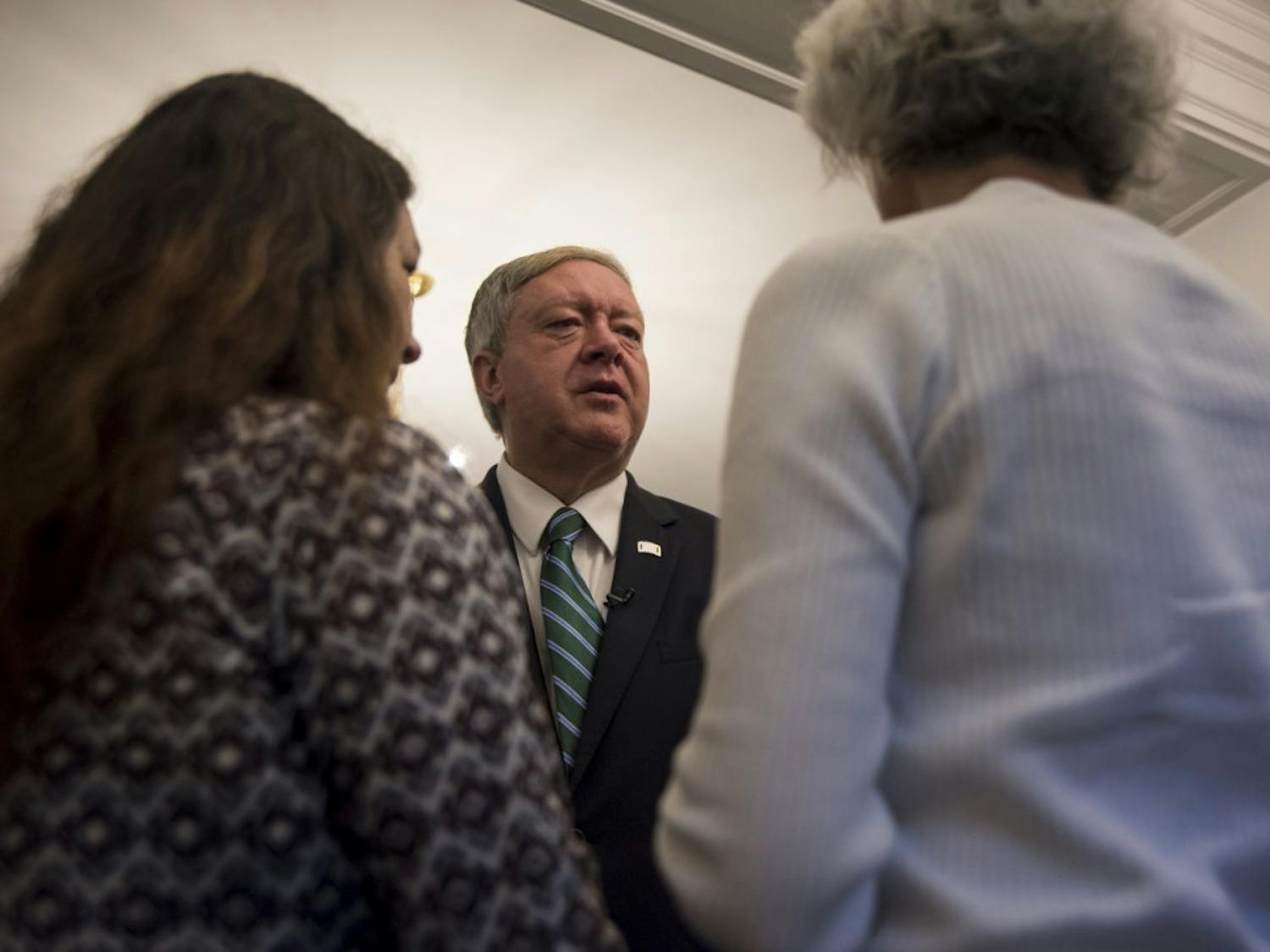 Duane Nellis speaks with Athens residents during breakfast in Cutler Hall on the morning of&nbsp;June 12.