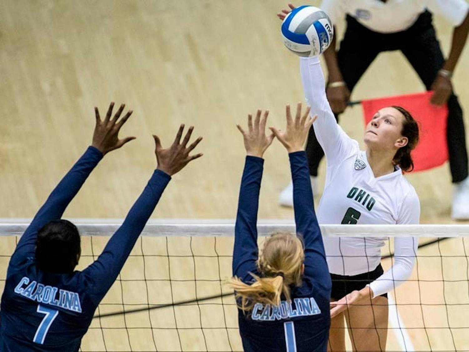 Volleyball: 'Cats face tough schedule early  
