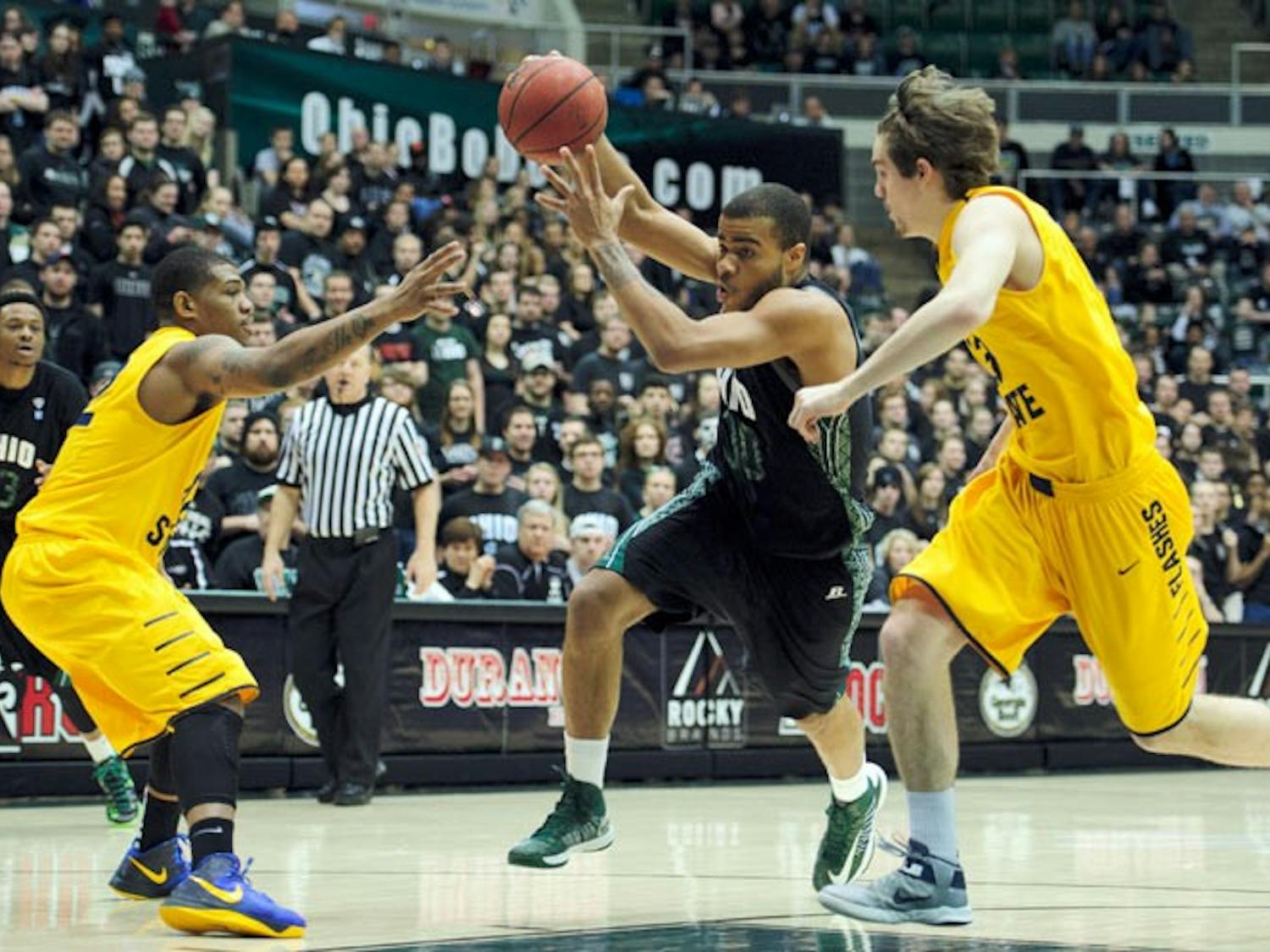 Men's Basketball: Weak defense leads to Ohio loss against Belmont