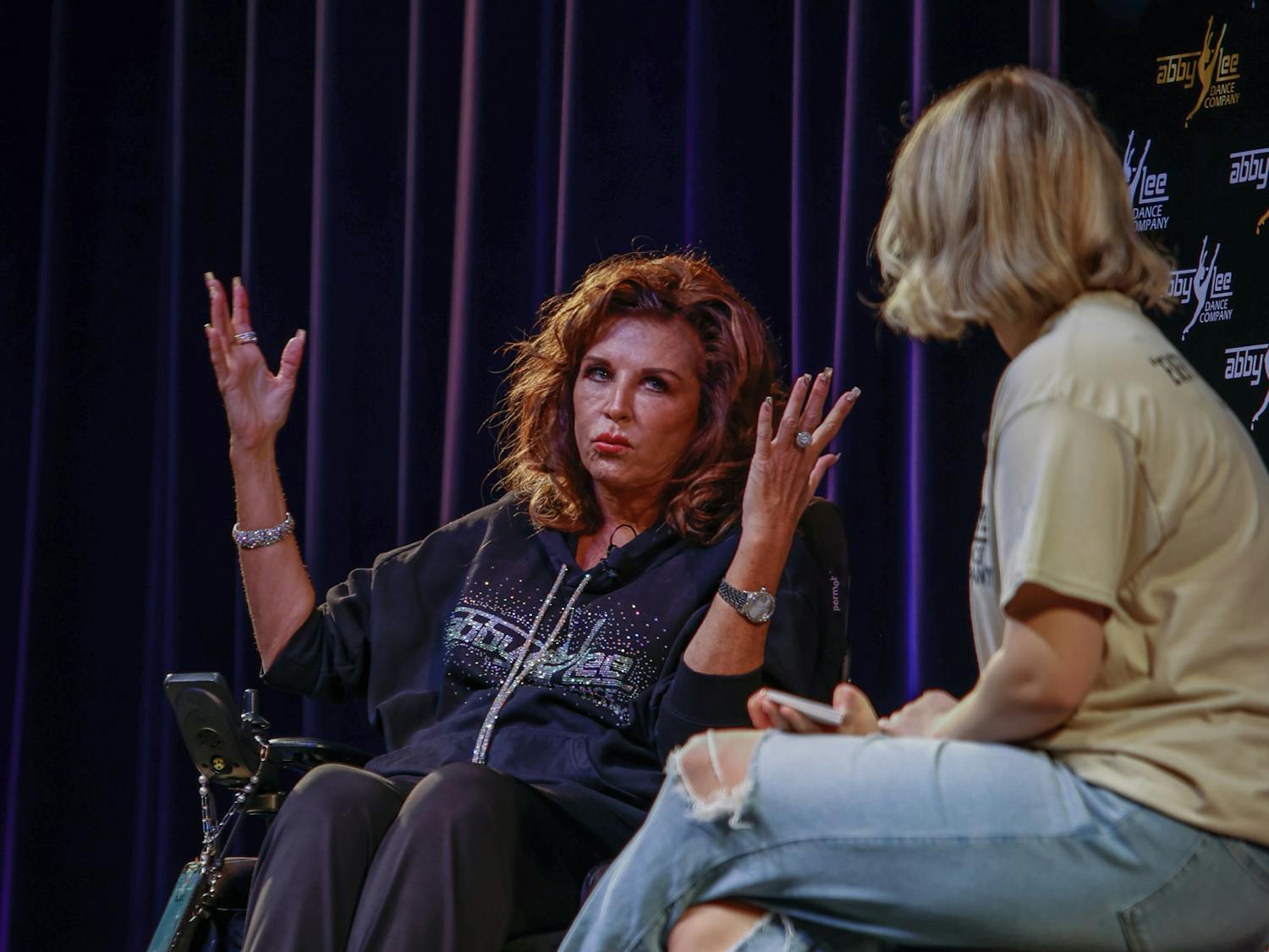 Abby Lee Miller welcomes moms, students for Mom's Weekend