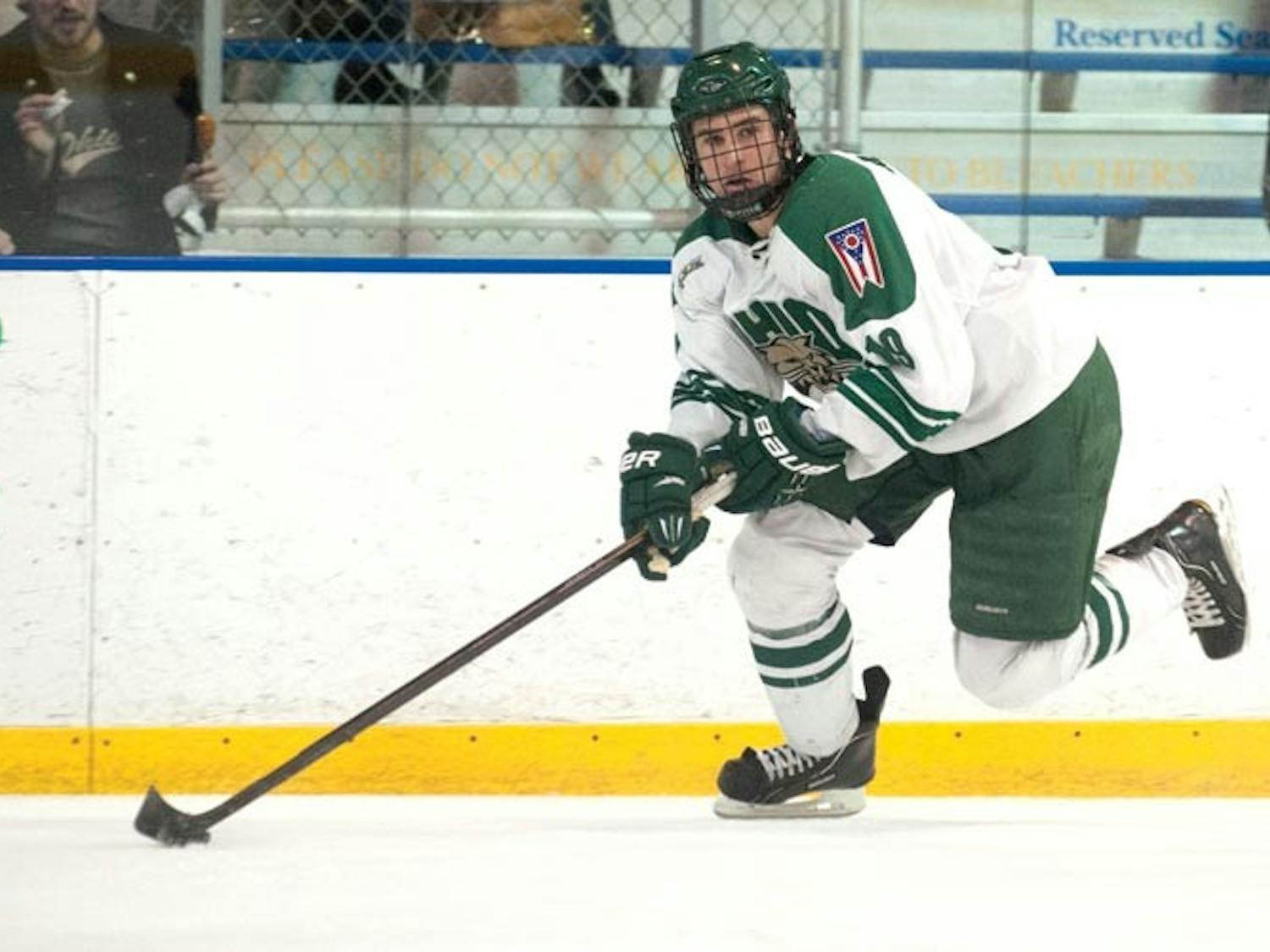 Hockey: Agnew skates in father's footsteps