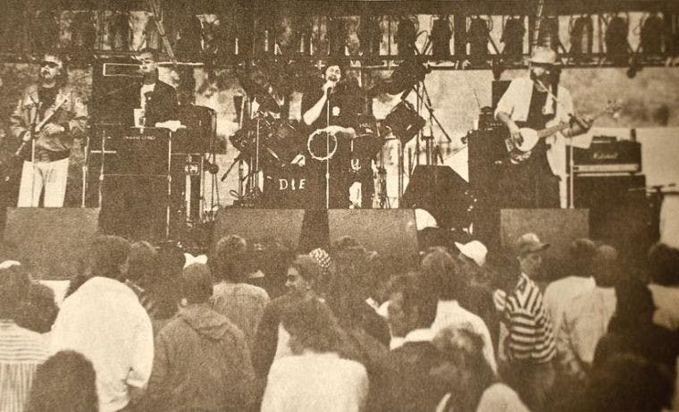 Officials brainstorm Spring Fest revival  