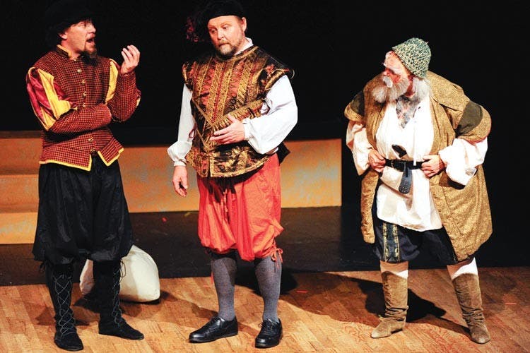 Dating, Shakespeare style, comes to Athens  