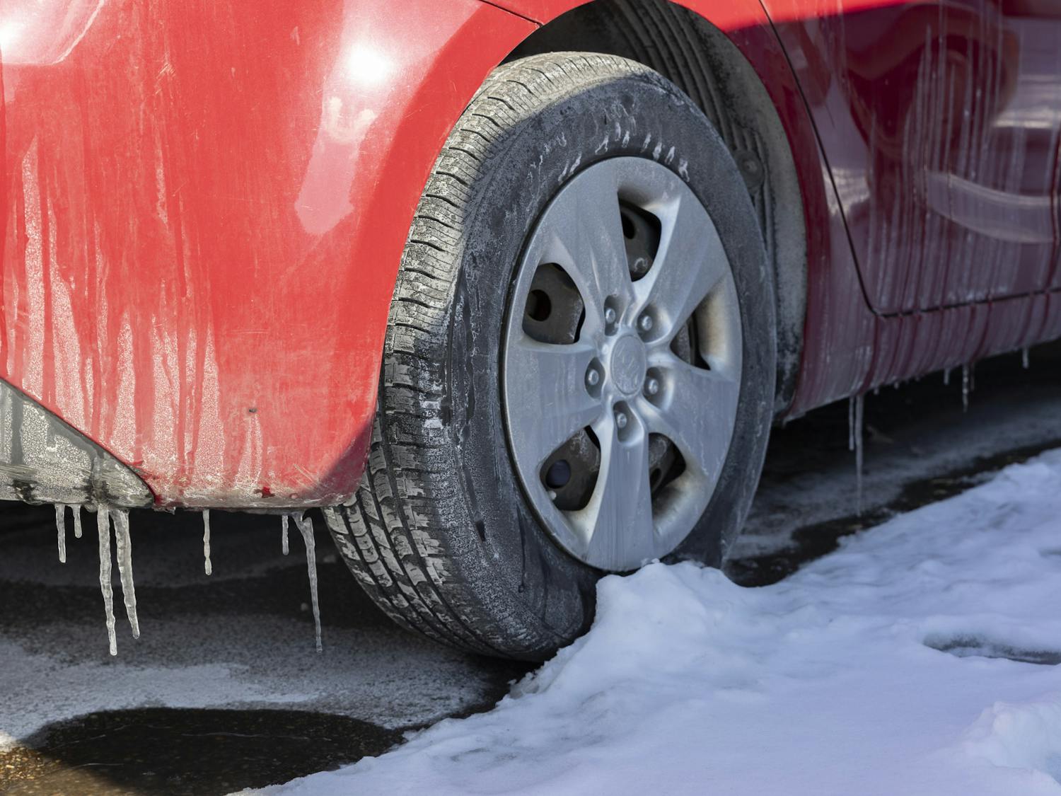 Commuters Winter Weather_1-22-24_Maloy_Talitha_-4.jpg