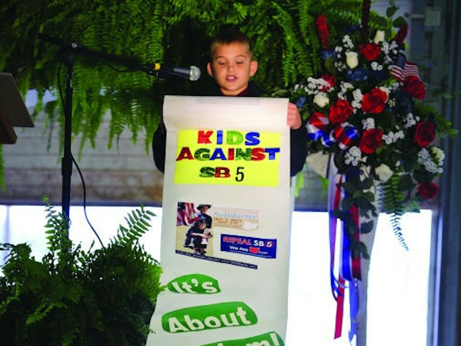 Former-Gov. Strickland rallies Issue 2 opposition