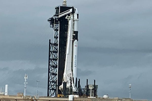 SpaceX rocket on launch pad 600.jpg