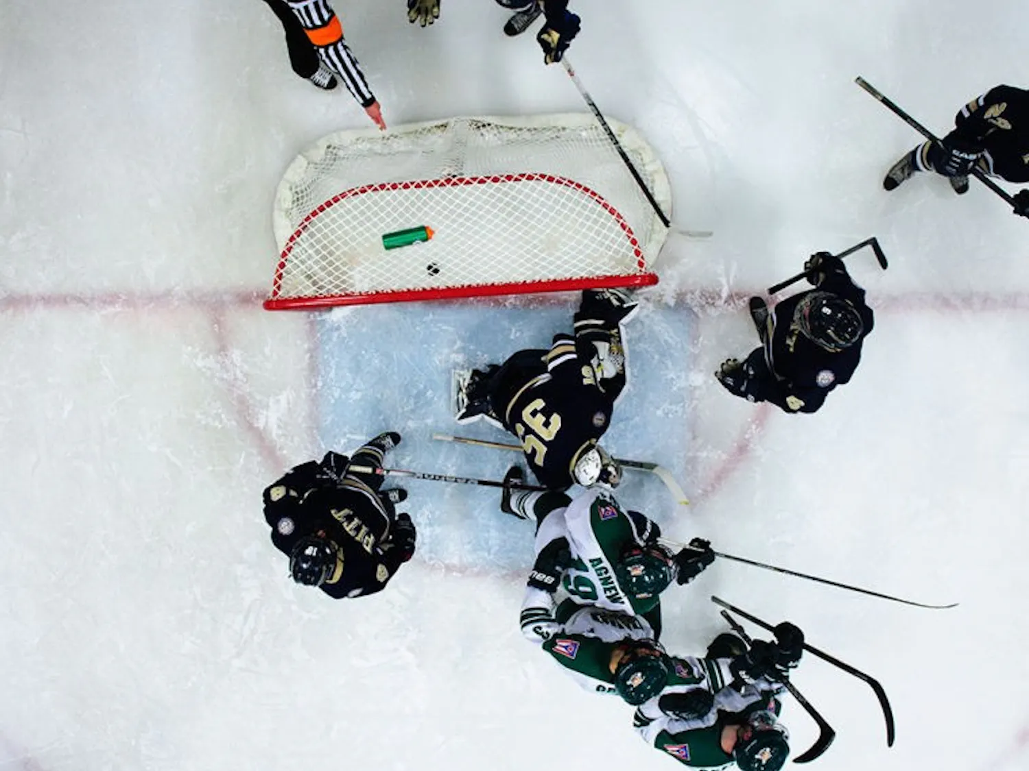 Hockey: Ohio sweeps Pittsburgh to end season