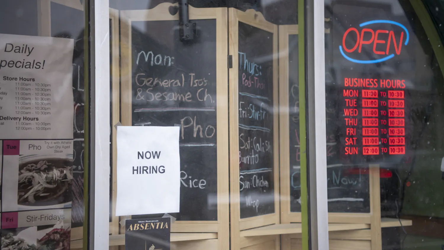 Athens_JobShortage-3.jpg