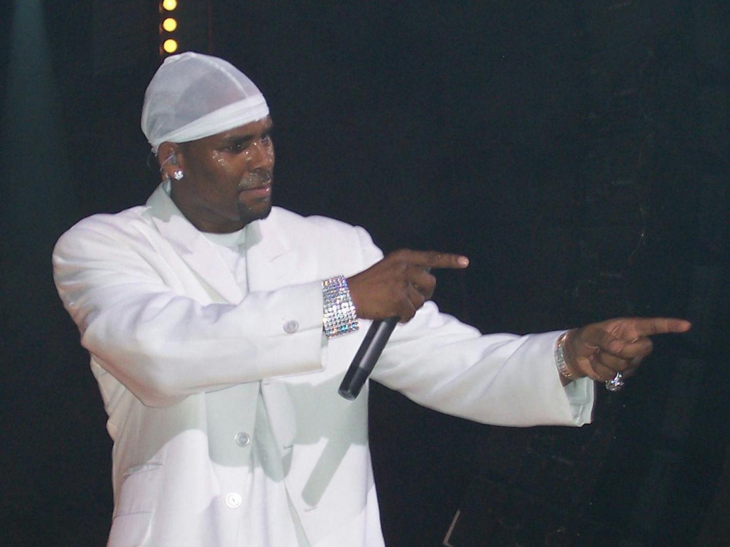 R. Kelly will not headline Columbus Music festival following controversy  