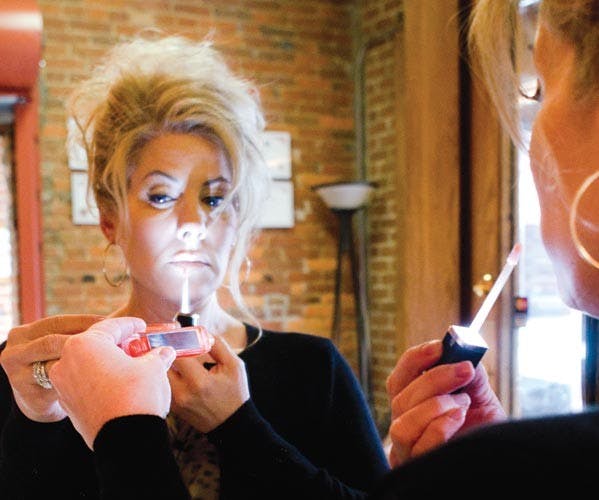 Athens makeup artist lights up local lip-gloss market with her creation  