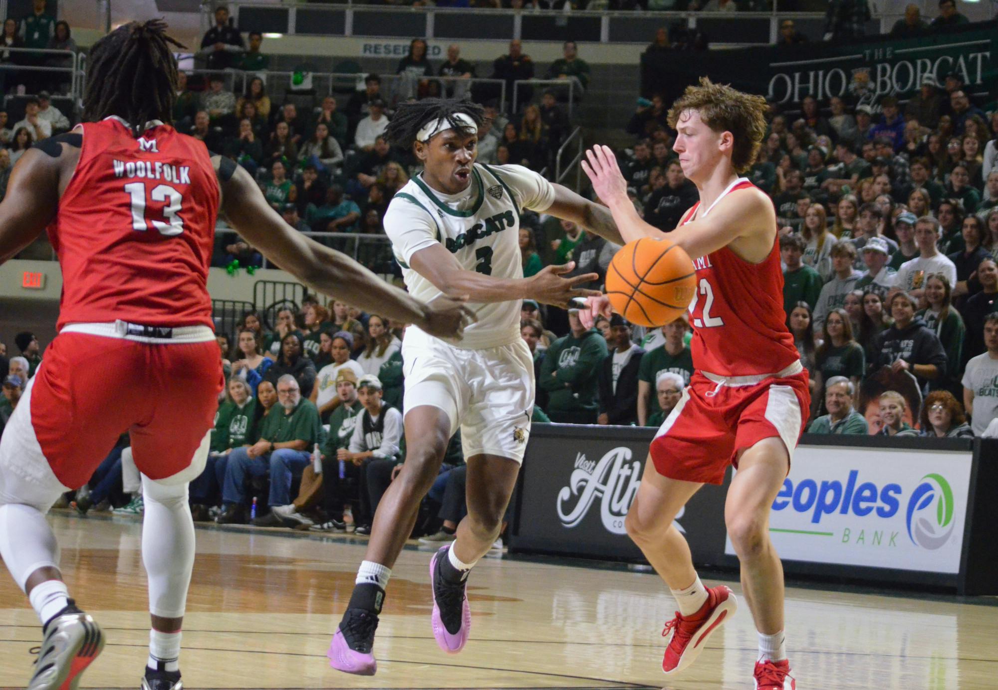 MEN’S BASKETBALL_Fouss_John_6.JPG