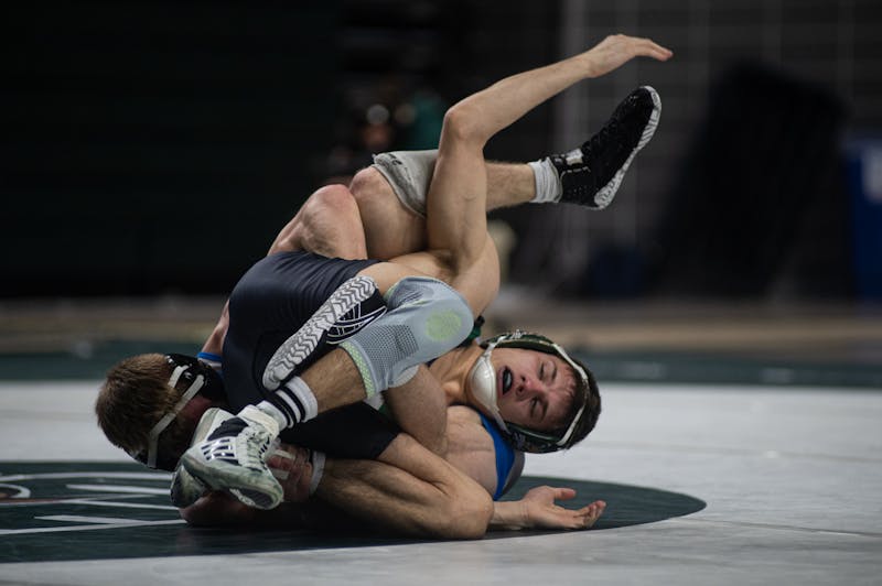 Wrestling: Ohio crushes Edinboro 31-12 to pick up its first victory of the season