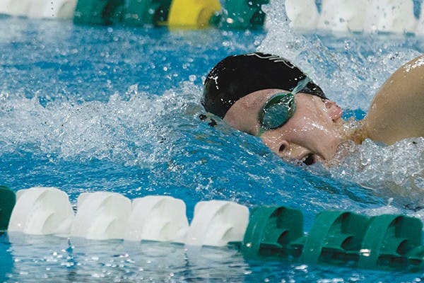 Swimming & Diving: Lack of communication leads to losses  