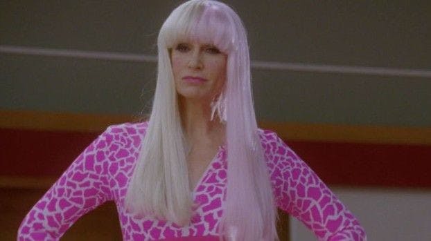 TV: Jane Lynch shines on 'Glee' with Nicki Minaj tribute  