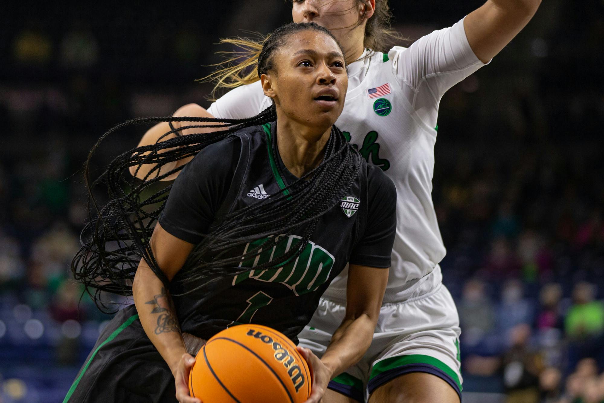 Jarrold-Grapes_WomenBasketball6