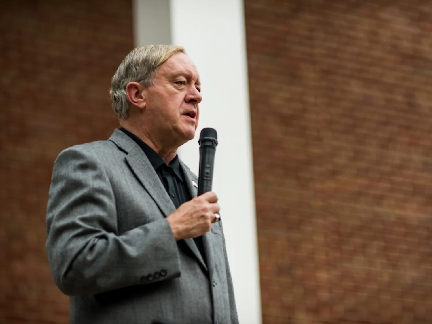 Hall_Interpeacewalk-1.jpg