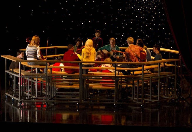TV: ‘Glee’ addresses gun violence  