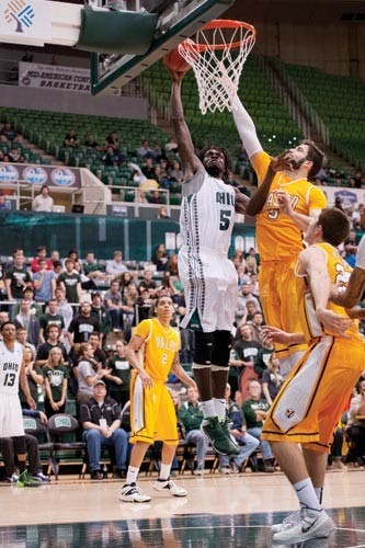Men's Basketball: Forwards, free throws lead Ohio to fourth consecutive victory  