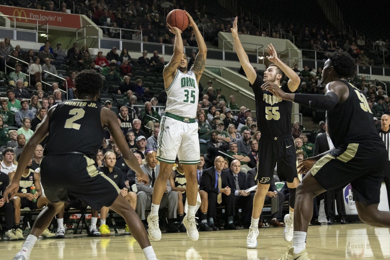 {2019}{12}{17} {MBB vs Purdue}{CM}020.jpg