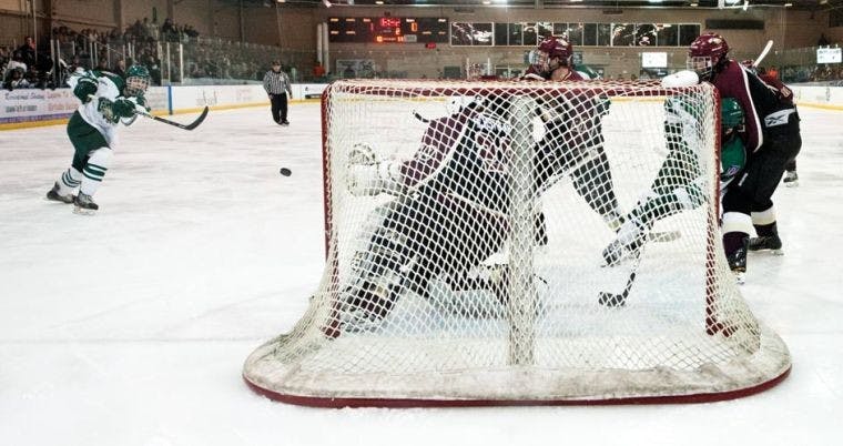 Hockey: Players return to defend home turf  