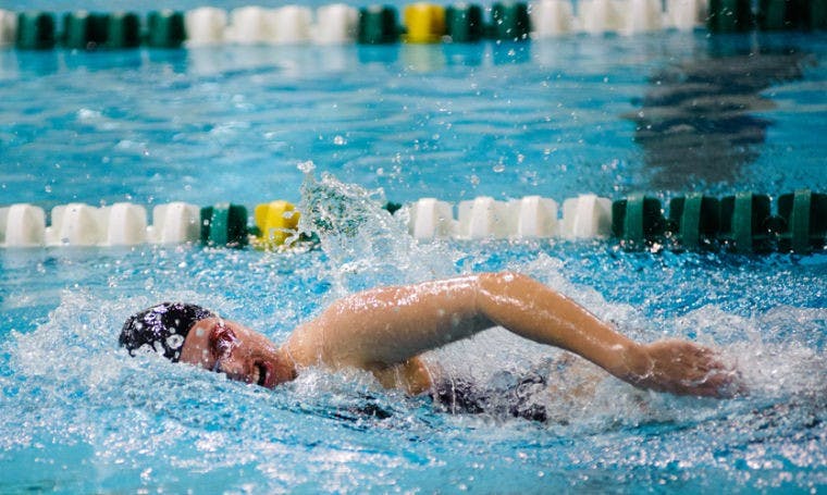 Swimming and Diving: Athletes rejuvenate during month-long winter hiatus  