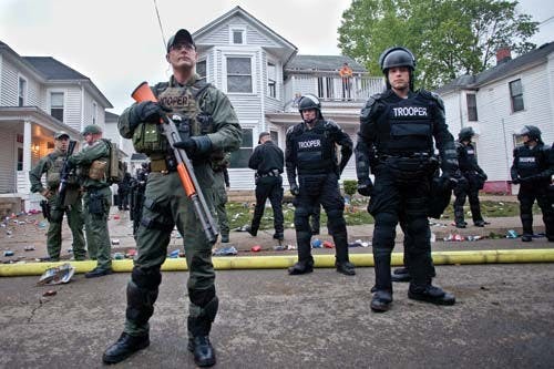 Police weapons at fests cause concern among students  