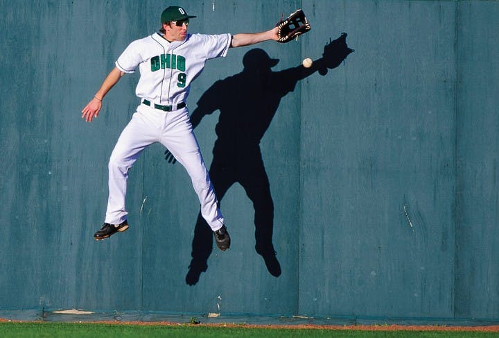 Baseball: Flashy pitching bests 'Cats  