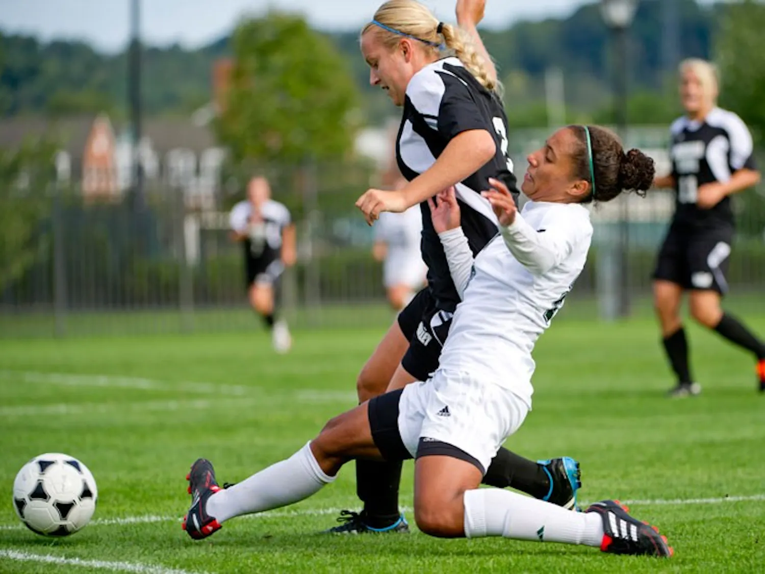 Soccer: Ohio wins last game before conference play