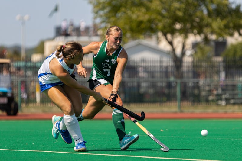 Field Hockey dominates 5-1 in home opener
