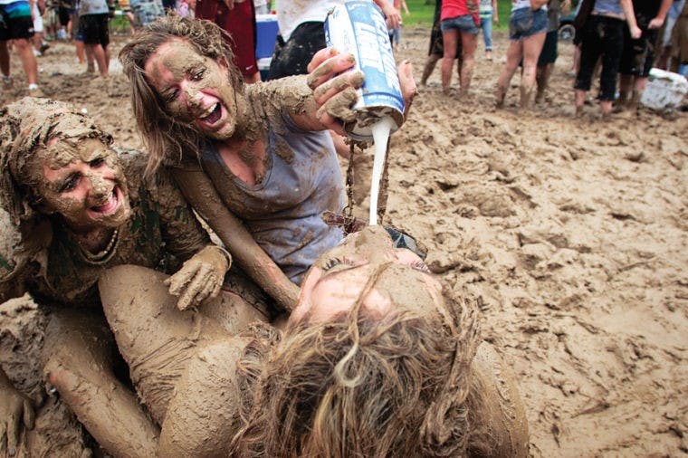 Mayham, Music and Mud: 7fest  