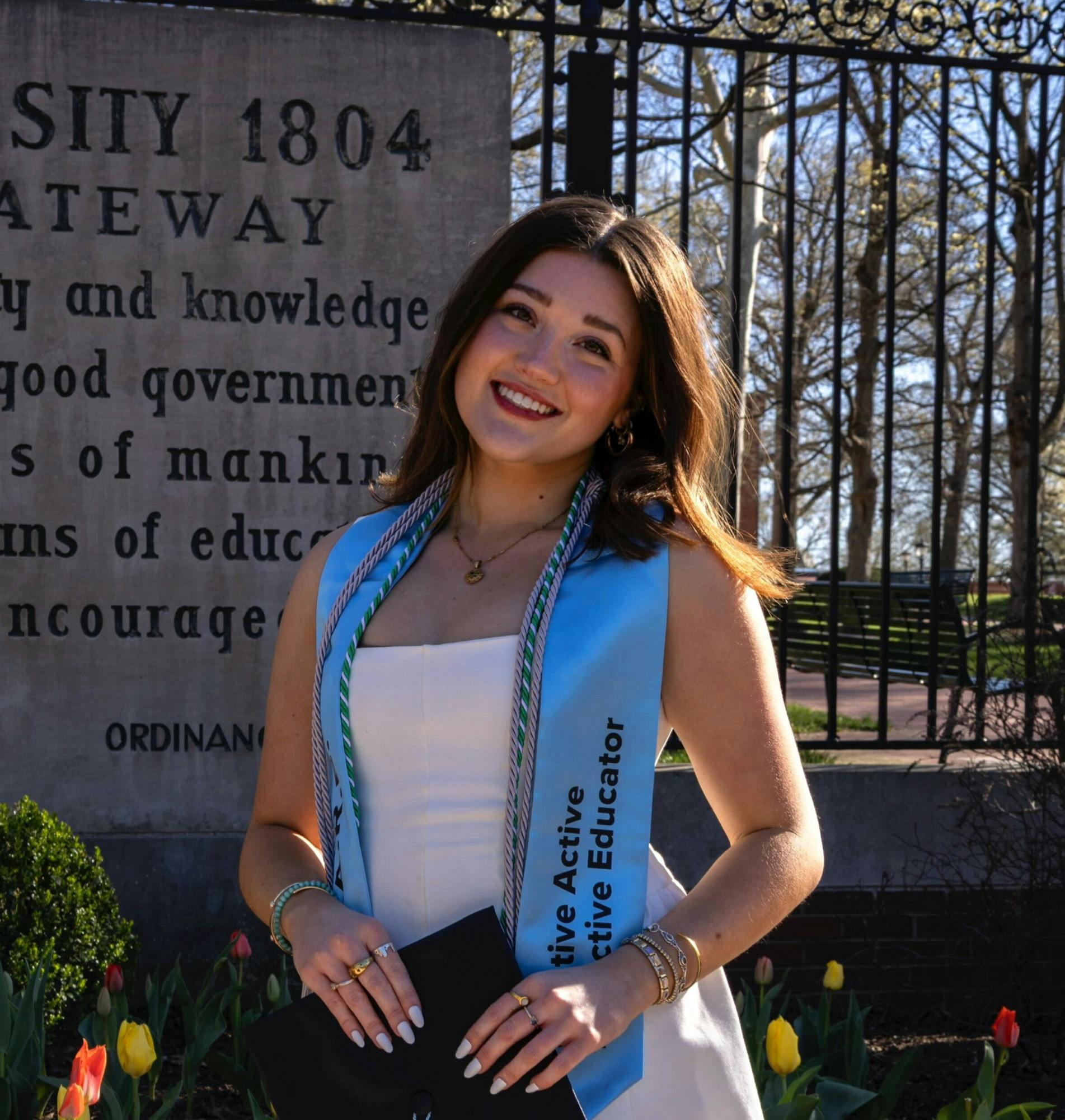 Clara Leder Senior Photo :(