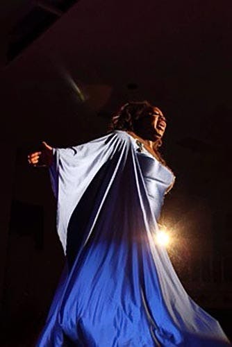 Drag queens show off talents with sparkle  