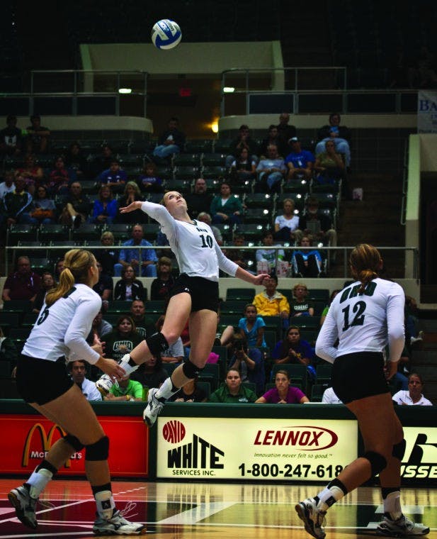 Volleyball: Bobcats net 1 win, but flub rest of game series  