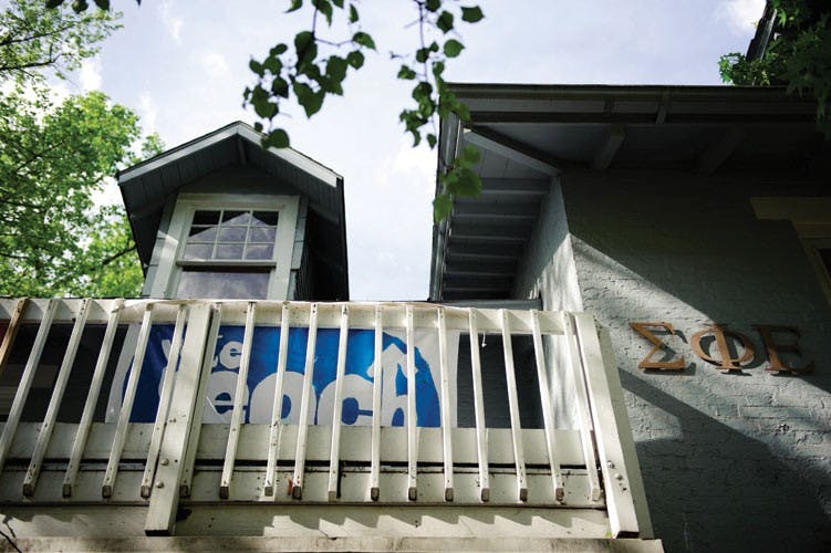 Senate hopefuls vary campaigning tactic  