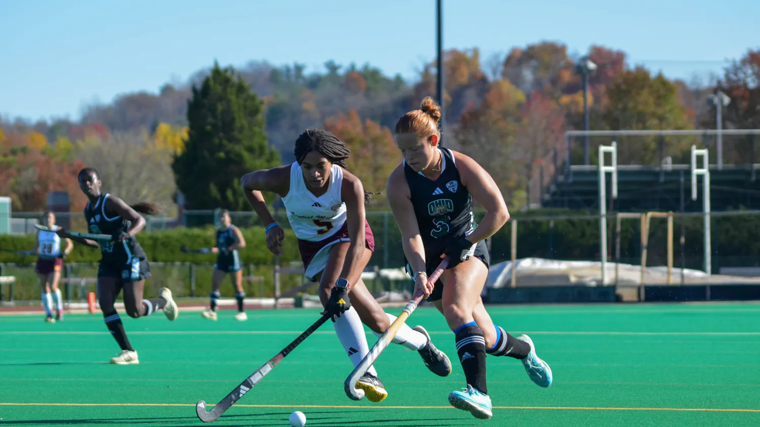 FieldHockeyVsQueens_Fouss_John_1.jpg