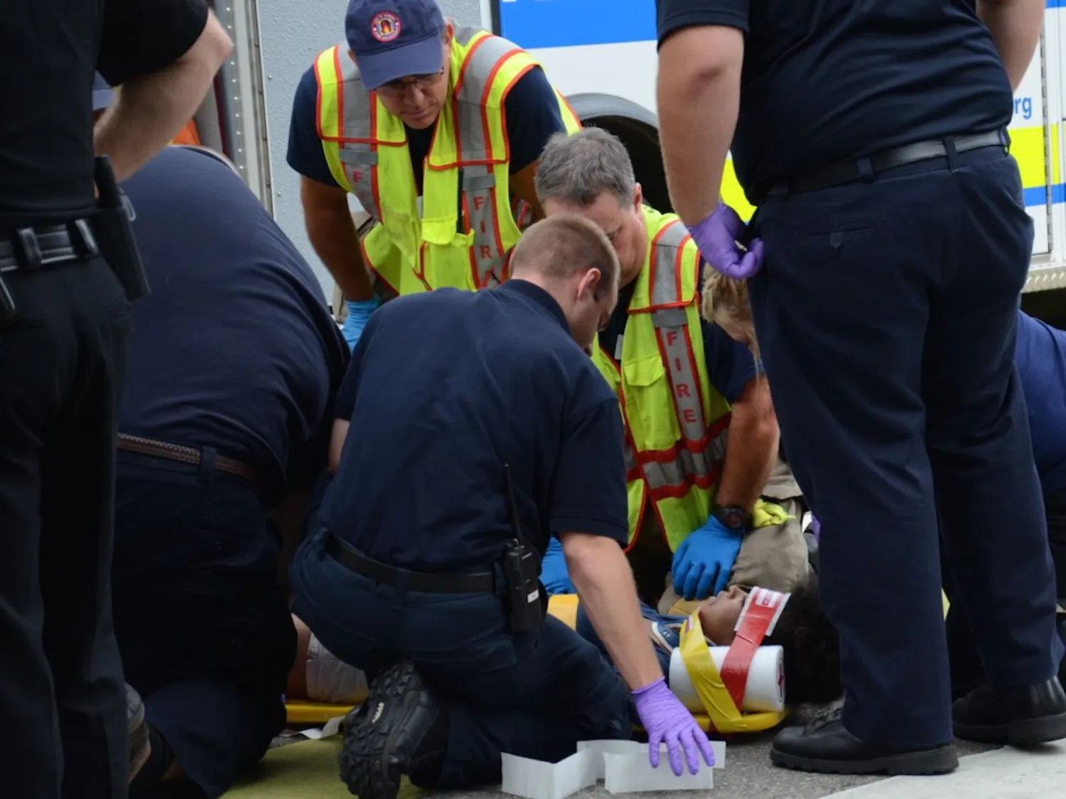 Woman hit by vehicle in Richland Avenue crosswalk