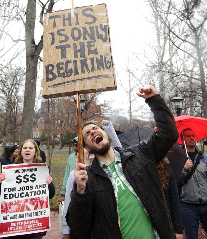 VIDEO: Hundreds of students protest funding cuts, SB 5  
