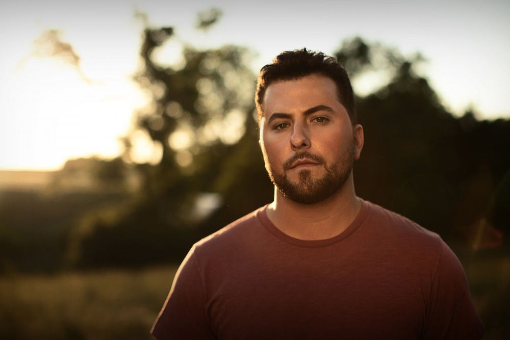Tyler Farr  