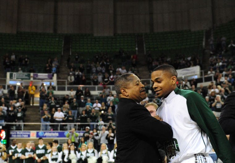 Men's Basketball: Ohio trio nabs all-MAC awards  