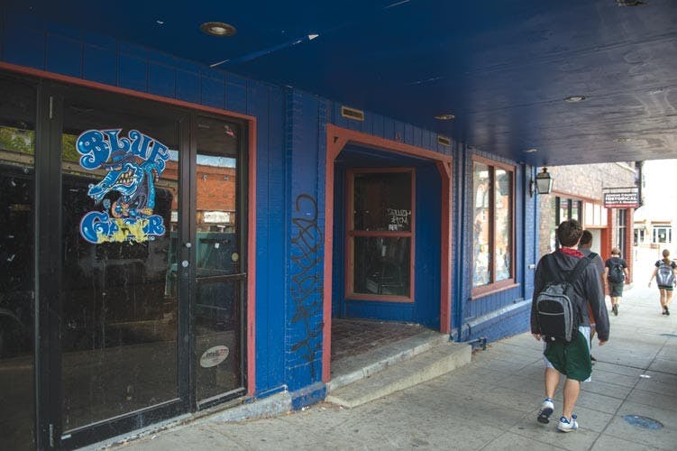 Council allows Gator Guys to keep balcony  