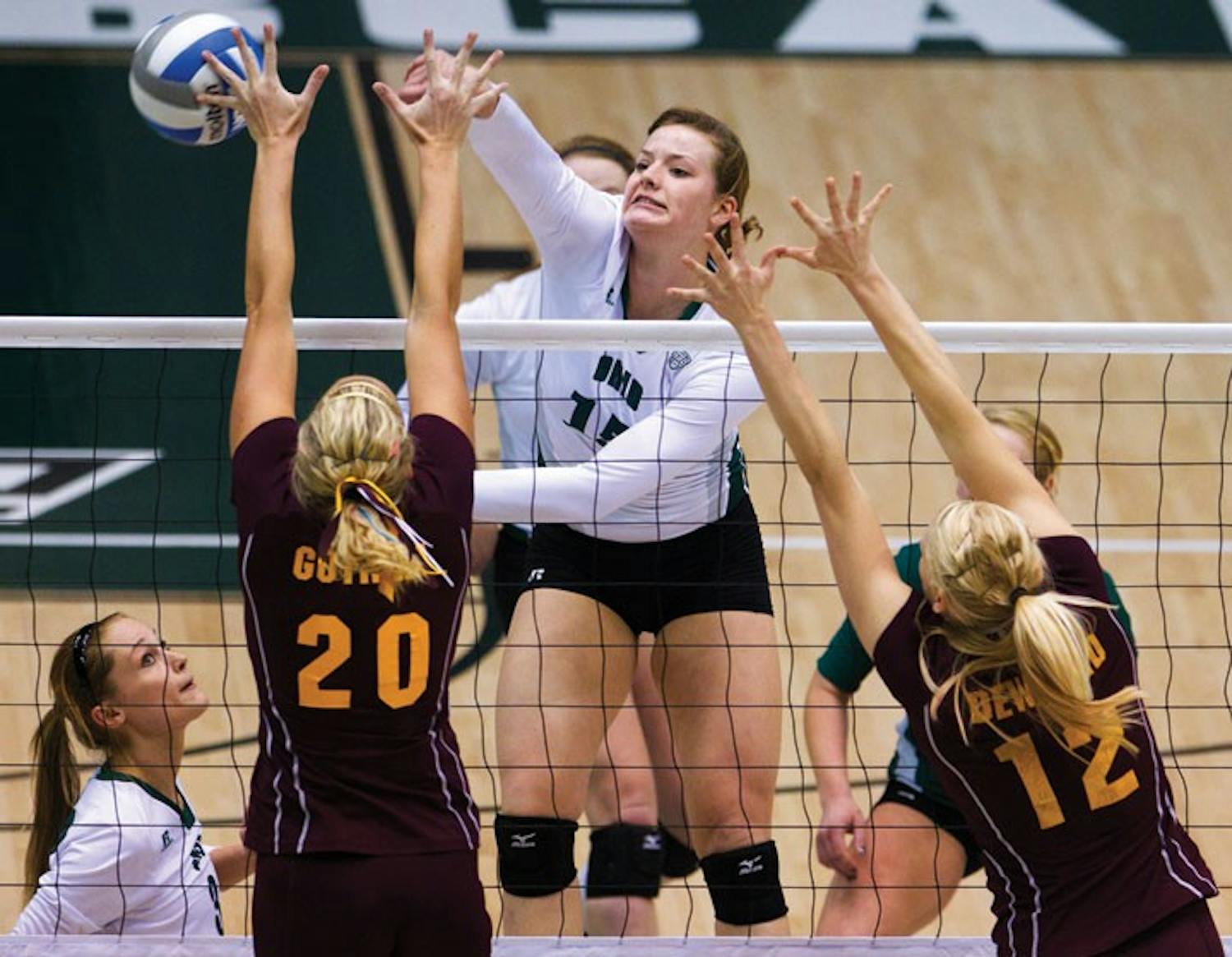 Volleyball: Bobcats bounce back for 5th-game victory  