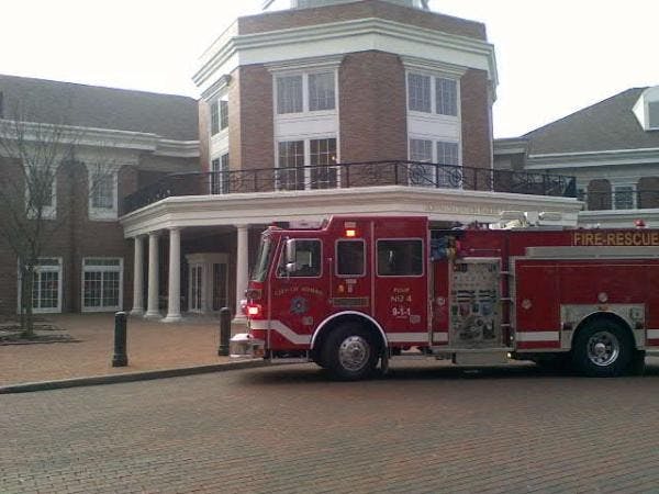 Burger grease smoke causes Baker evacuation  