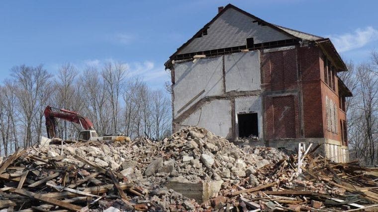 Commissioner investigates law on Ridges committee  