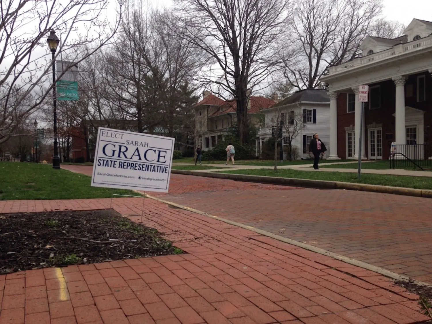 Sarah Grace Sign
